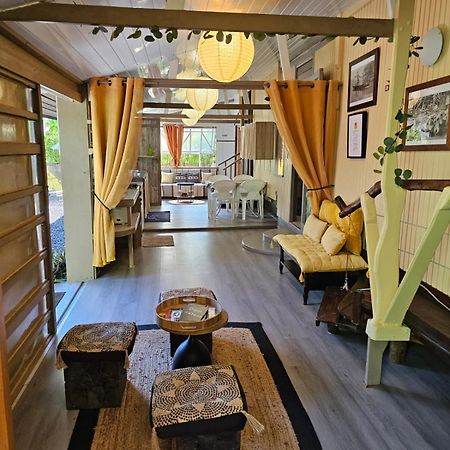 Faaora Lodge, Little Paradise Haapiti Екстер'єр фото