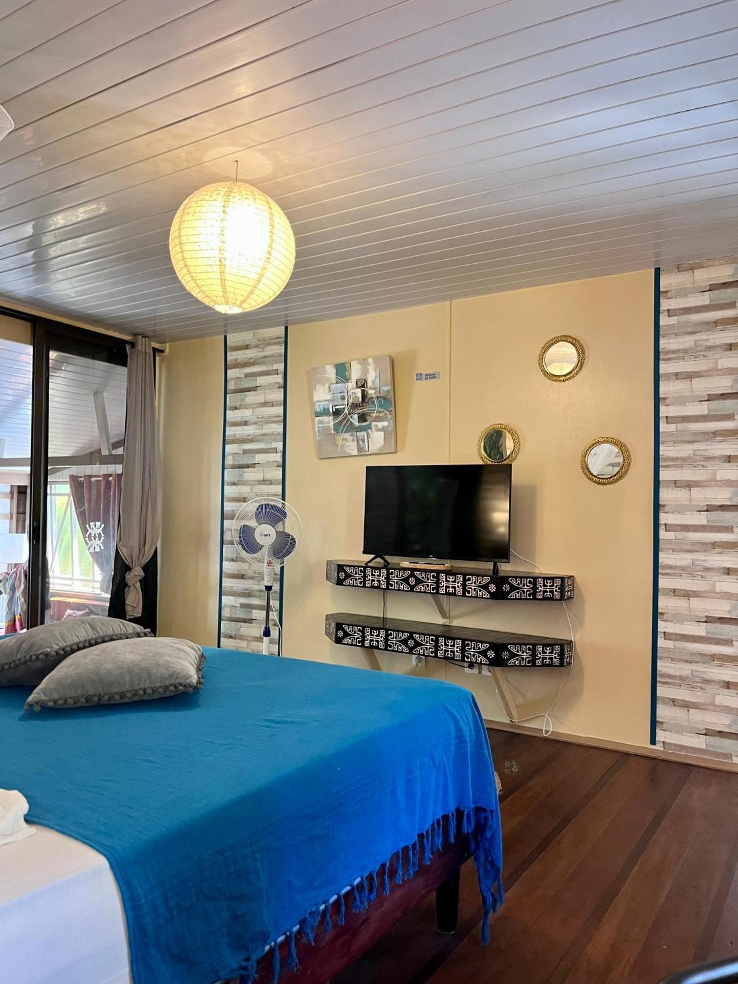 Faaora Lodge, Little Paradise Haapiti Екстер'єр фото